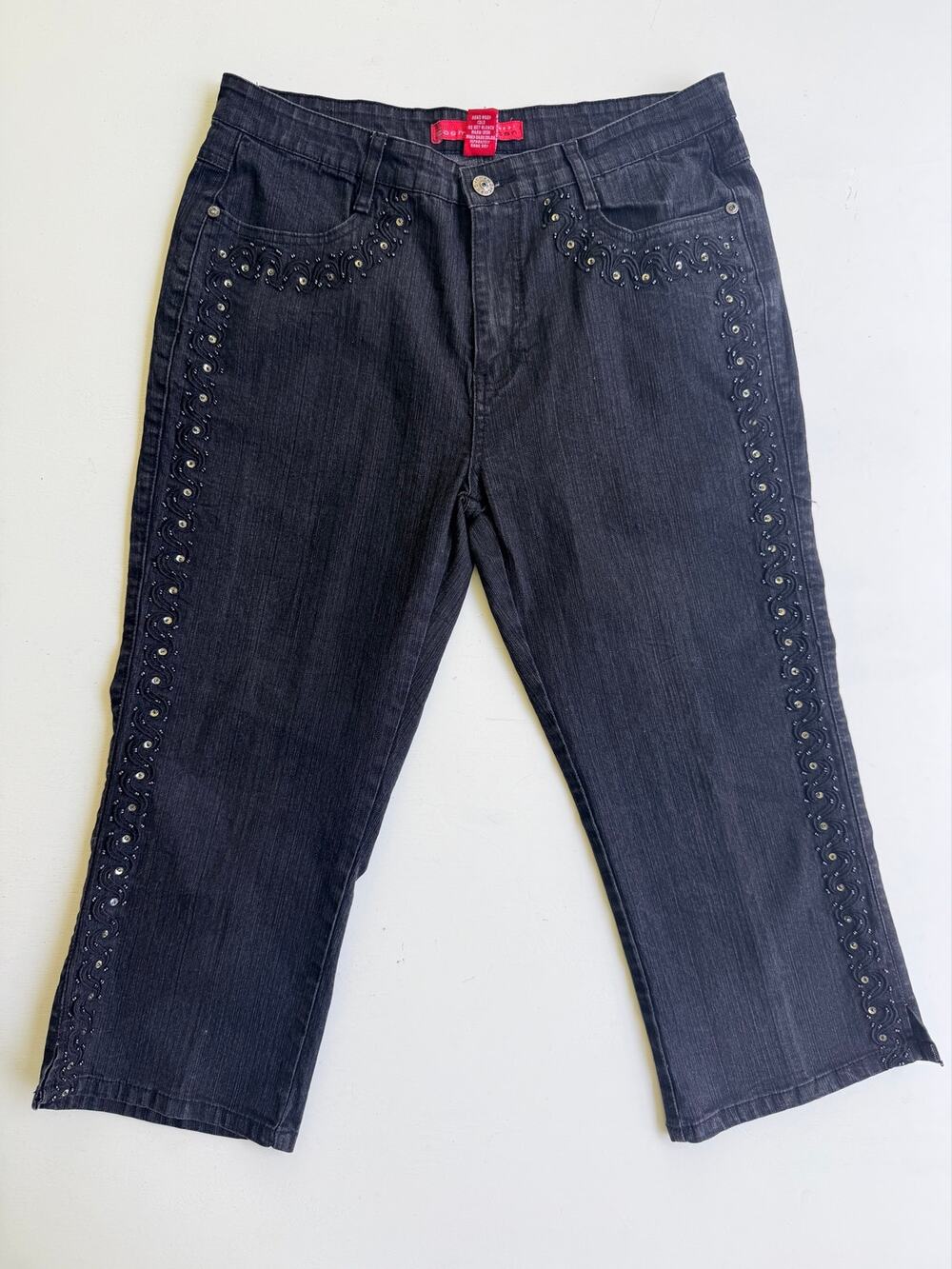 Cosmopolitan Black Crop Jeans Size 10 Studded Rhinestone Embellished Capris